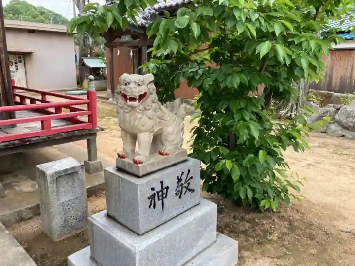 厳島神社の狛犬