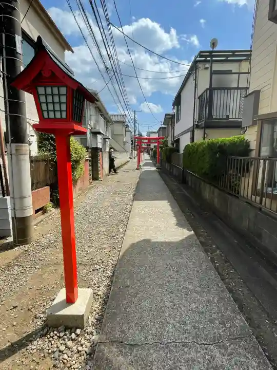 久富稲荷神社の{uncategorized: "未分類", other: "その他", undefined: "問題あり", building: "その他建物", grave: "お墓", sacred_gate: "鳥居", guardian: "狛犬", statue: "像", buddha: "仏像", history: "歴史", nature: "自然", garden: "庭園", animal: "動物", pagoda: "塔", temizu: "手水舎", mountain_gate: "山門・神門", sanctuary: "本殿・本堂", subordinate: "末社・摂社", art: "芸術", scenery: "景色", jizo: "地蔵", ema: "絵馬", goshuin: "御朱印", omikuji: "おみくじ", items: "授与品その他", amulet: "お守り", goshuincho: "御朱印帳", eats: "食事", festival: "お祭り", votive_dance: "神楽", shichigosan: "七五三参", wedding: "結婚式", experience: "体験その他", initially: "初詣", around: "周辺", anti_infection: "感染症対策"}