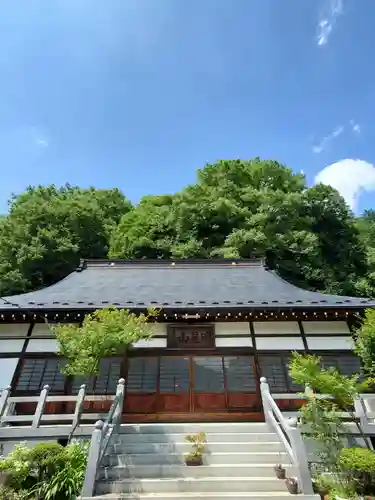 長命寺の本殿