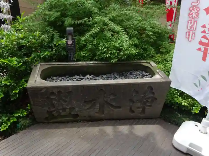 増上寺塔頭 三縁山 宝珠院の手水舎