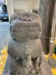 穏田神社の狛犬