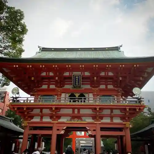 生田神社の山門・神門