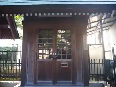 女塚神社の末社・摂社