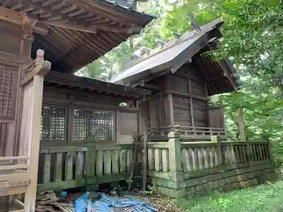 新田神社の本殿・本堂