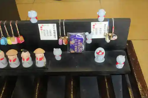 一六子育地蔵尊(神奈川県)