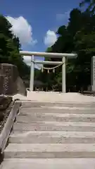 比沼麻奈為神社の鳥居