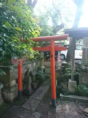 本郷氷川神社の末社・摂社