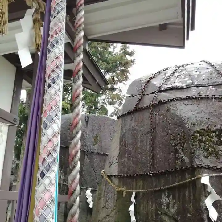 三ツ石神社の自然