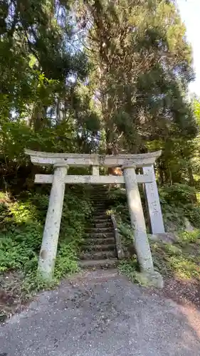 小松沢観音の鳥居