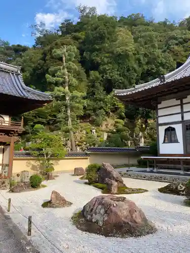 極楽寺の庭園