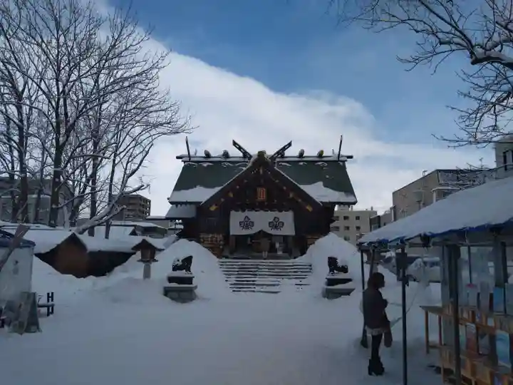札幌諏訪神社の本殿・本堂
