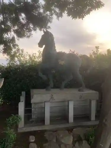 八咫神社の狛犬