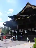 善光寺大本願の{uncategorized: "未分類", other: "その他", undefined: "問題あり", building: "その他建物", grave: "お墓", sacred_gate: "鳥居", guardian: "狛犬", statue: "像", buddha: "仏像", history: "歴史", nature: "自然", garden: "庭園", animal: "動物", pagoda: "塔", temizu: "手水舎", mountain_gate: "山門・神門", sanctuary: "本殿・本堂", subordinate: "末社・摂社", art: "芸術", scenery: "景色", jizo: "地蔵", ema: "絵馬", goshuin: "御朱印", omikuji: "おみくじ", items: "授与品その他", amulet: "お守り", goshuincho: "御朱印帳", eats: "食事", festival: "お祭り", votive_dance: "神楽", shichigosan: "七五三参", wedding: "結婚式", experience: "体験その他", initially: "初詣", around: "周辺", anti_infection: "感染症対策"}