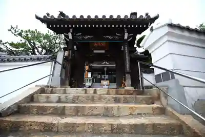 地蔵院の山門・神門