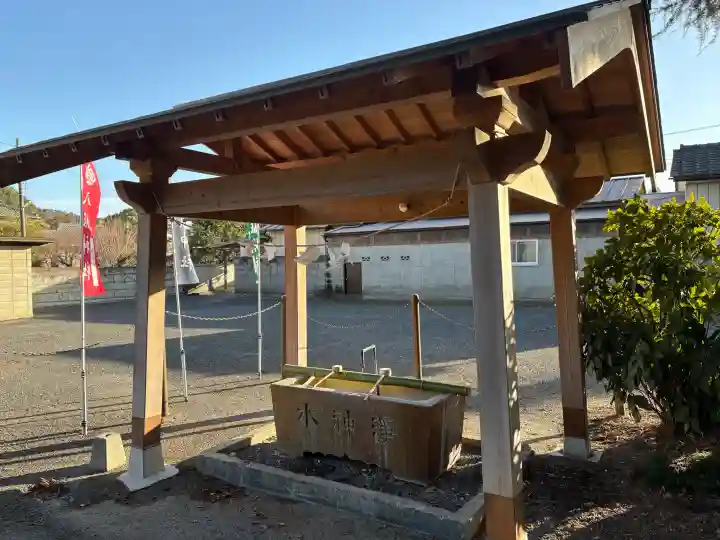 八坂神社(葛生町)の{uncategorized: "未分類", other: "その他", undefined: "問題あり", building: "その他建物", grave: "お墓", sacred_gate: "鳥居", guardian: "狛犬", statue: "像", buddha: "仏像", history: "歴史", nature: "自然", garden: "庭園", animal: "動物", pagoda: "塔", temizu: "手水舎", mountain_gate: "山門・神門", sanctuary: "本殿・本堂", subordinate: "末社・摂社", art: "芸術", scenery: "景色", jizo: "地蔵", ema: "絵馬", goshuin: "御朱印", omikuji: "おみくじ", items: "授与品その他", amulet: "お守り", goshuincho: "御朱印帳", eats: "食事", festival: "お祭り", votive_dance: "神楽", shichigosan: "七五三参", wedding: "結婚式", experience: "体験その他", initially: "初詣", around: "周辺", anti_infection: "感染症対策"}