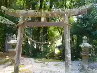 佐々良木武並神社の鳥居