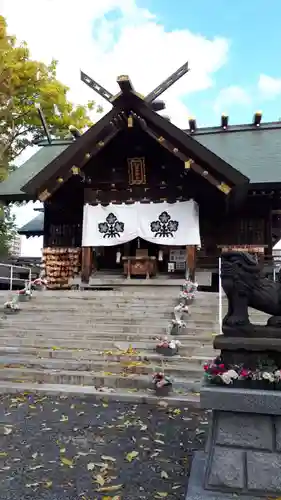 札幌諏訪神社の本殿・本堂