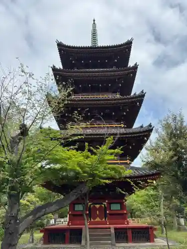 上野東照宮の{uncategorized: "未分類", other: "その他", undefined: "問題あり", building: "その他建物", grave: "お墓", sacred_gate: "鳥居", guardian: "狛犬", statue: "像", buddha: "仏像", history: "歴史", nature: "自然", garden: "庭園", animal: "動物", pagoda: "塔", temizu: "手水舎", mountain_gate: "山門・神門", sanctuary: "本殿・本堂", subordinate: "末社・摂社", art: "芸術", scenery: "景色", jizo: "地蔵", ema: "絵馬", goshuin: "御朱印", omikuji: "おみくじ", items: "授与品その他", amulet: "お守り", goshuincho: "御朱印帳", eats: "食事", festival: "お祭り", votive_dance: "神楽", shichigosan: "七五三参", wedding: "結婚式", experience: "体験その他", initially: "初詣", around: "周辺", anti_infection: "感染症対策"}