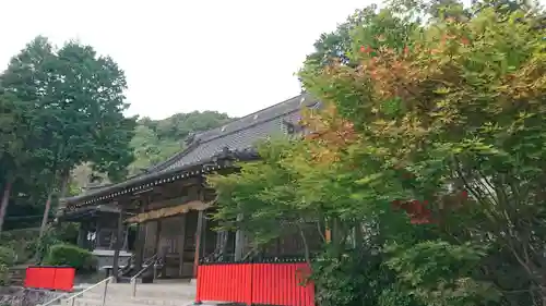石母田　三吉神社の本殿・本堂