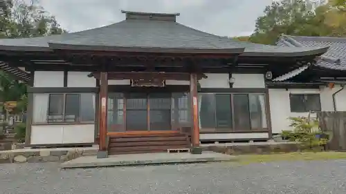 松元寺の{uncategorized: "未分類", other: "その他", undefined: "問題あり", building: "その他建物", grave: "お墓", sacred_gate: "鳥居", guardian: "狛犬", statue: "像", buddha: "仏像", history: "歴史", nature: "自然", garden: "庭園", animal: "動物", pagoda: "塔", temizu: "手水舎", mountain_gate: "山門・神門", sanctuary: "本殿・本堂", subordinate: "末社・摂社", art: "芸術", scenery: "景色", jizo: "地蔵", ema: "絵馬", goshuin: "御朱印", omikuji: "おみくじ", items: "授与品その他", amulet: "お守り", goshuincho: "御朱印帳", eats: "食事", festival: "お祭り", votive_dance: "神楽", shichigosan: "七五三参", wedding: "結婚式", experience: "体験その他", initially: "初詣", around: "周辺", anti_infection: "感染症対策"}