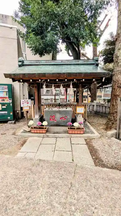 高円寺氷川神社の手水舎