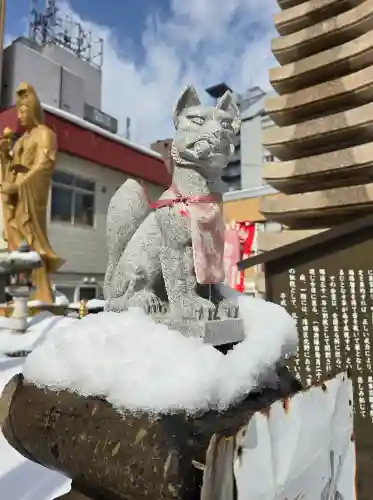 豊川稲荷札幌別院(玉宝禅寺)の狛犬