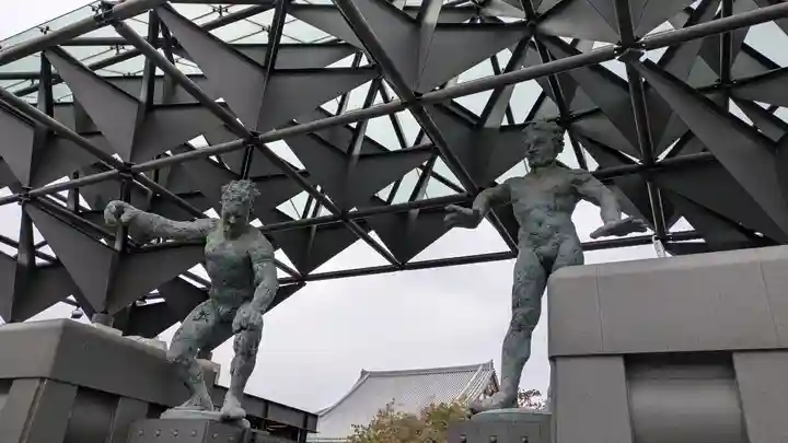 一心寺の山門・神門