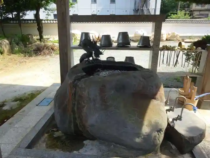 上関山 極楽寺の手水舎