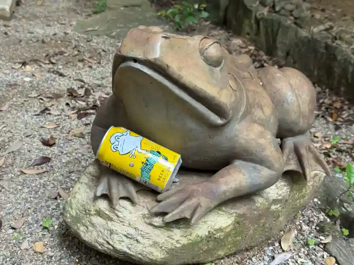 太江寺の{uncategorized: "未分類", other: "その他", undefined: "問題あり", building: "その他建物", grave: "お墓", sacred_gate: "鳥居", guardian: "狛犬", statue: "像", buddha: "仏像", history: "歴史", nature: "自然", garden: "庭園", animal: "動物", pagoda: "塔", temizu: "手水舎", mountain_gate: "山門・神門", sanctuary: "本殿・本堂", subordinate: "末社・摂社", art: "芸術", scenery: "景色", jizo: "地蔵", ema: "絵馬", goshuin: "御朱印", omikuji: "おみくじ", items: "授与品その他", amulet: "お守り", goshuincho: "御朱印帳", eats: "食事", festival: "お祭り", votive_dance: "神楽", shichigosan: "七五三参", wedding: "結婚式", experience: "体験その他", initially: "初詣", around: "周辺", anti_infection: "感染症対策"}