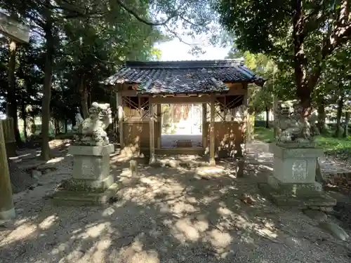 大国玉神社の山門・神門