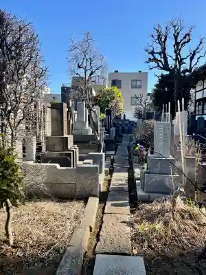 瑞泰寺の{uncategorized: "未分類", other: "その他", undefined: "問題あり", building: "その他建物", grave: "お墓", sacred_gate: "鳥居", guardian: "狛犬", statue: "像", buddha: "仏像", history: "歴史", nature: "自然", garden: "庭園", animal: "動物", pagoda: "塔", temizu: "手水舎", mountain_gate: "山門・神門", sanctuary: "本殿・本堂", subordinate: "末社・摂社", art: "芸術", scenery: "景色", jizo: "地蔵", ema: "絵馬", goshuin: "御朱印", omikuji: "おみくじ", items: "授与品その他", amulet: "お守り", goshuincho: "御朱印帳", eats: "食事", festival: "お祭り", votive_dance: "神楽", shichigosan: "七五三参", wedding: "結婚式", experience: "体験その他", initially: "初詣", around: "周辺", anti_infection: "感染症対策"}