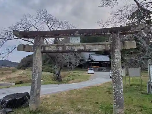 岩尾神社の鳥居