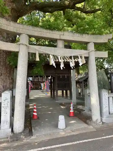 高忍日賣神社の鳥居