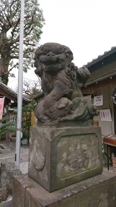 蛇窪神社の狛犬