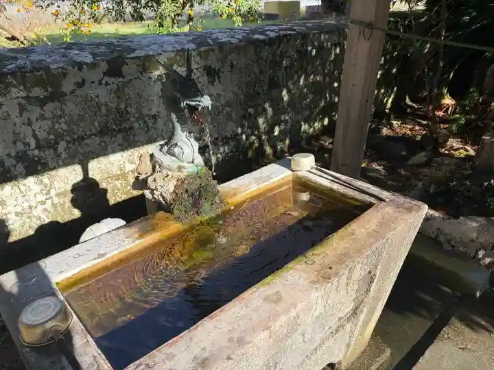 川津来宮神社の{uncategorized: "未分類", other: "その他", undefined: "問題あり", building: "その他建物", grave: "お墓", sacred_gate: "鳥居", guardian: "狛犬", statue: "像", buddha: "仏像", history: "歴史", nature: "自然", garden: "庭園", animal: "動物", pagoda: "塔", temizu: "手水舎", mountain_gate: "山門・神門", sanctuary: "本殿・本堂", subordinate: "末社・摂社", art: "芸術", scenery: "景色", jizo: "地蔵", ema: "絵馬", goshuin: "御朱印", omikuji: "おみくじ", items: "授与品その他", amulet: "お守り", goshuincho: "御朱印帳", eats: "食事", festival: "お祭り", votive_dance: "神楽", shichigosan: "七五三参", wedding: "結婚式", experience: "体験その他", initially: "初詣", around: "周辺", anti_infection: "感染症対策"}