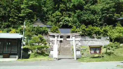 浅岸薬師神社の建物その他