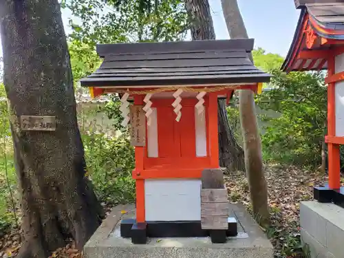 元石清水八幡神社の末社