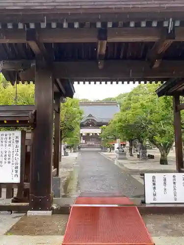 綱敷天満宮の山門