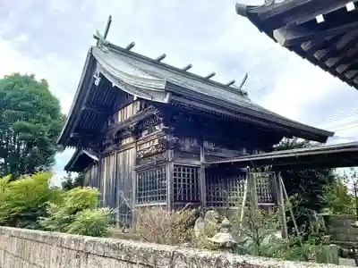 田切八幡神社の本殿