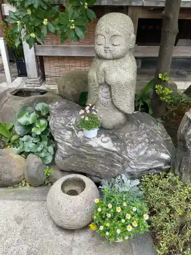 天眼寺の{uncategorized: "未分類", other: "その他", undefined: "問題あり", building: "その他建物", grave: "お墓", sacred_gate: "鳥居", guardian: "狛犬", statue: "像", buddha: "仏像", history: "歴史", nature: "自然", garden: "庭園", animal: "動物", pagoda: "塔", temizu: "手水舎", mountain_gate: "山門・神門", sanctuary: "本殿・本堂", subordinate: "末社・摂社", art: "芸術", scenery: "景色", jizo: "地蔵", ema: "絵馬", goshuin: "御朱印", omikuji: "おみくじ", items: "授与品その他", amulet: "お守り", goshuincho: "御朱印帳", eats: "食事", festival: "お祭り", votive_dance: "神楽", shichigosan: "七五三参", wedding: "結婚式", experience: "体験その他", initially: "初詣", around: "周辺", anti_infection: "感染症対策"}