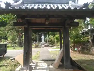 普門院の山門・神門