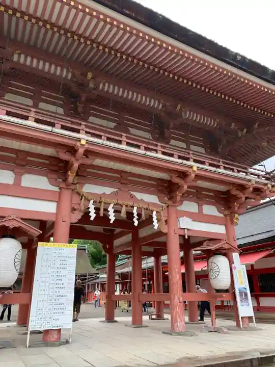 津島神社の山門・神門