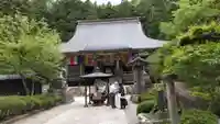 宝珠山 立石寺の本殿・本堂