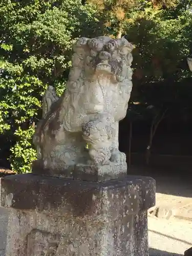 御厨神社の狛犬