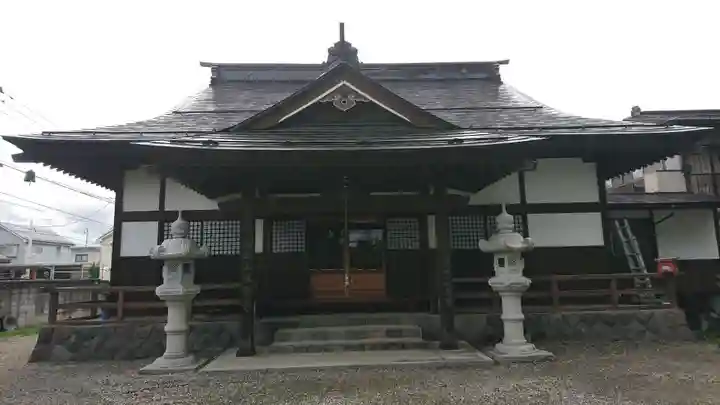 廷命寺の本殿・本堂