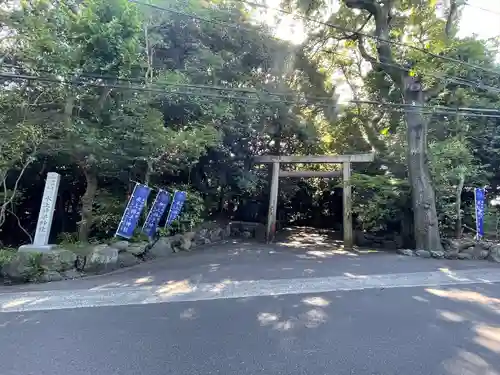 氷上姉子神社（熱田神宮摂社）の鳥居