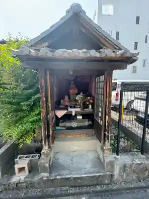善光寺の{uncategorized: "未分類", other: "その他", undefined: "問題あり", building: "その他建物", grave: "お墓", sacred_gate: "鳥居", guardian: "狛犬", statue: "像", buddha: "仏像", history: "歴史", nature: "自然", garden: "庭園", animal: "動物", pagoda: "塔", temizu: "手水舎", mountain_gate: "山門・神門", sanctuary: "本殿・本堂", subordinate: "末社・摂社", art: "芸術", scenery: "景色", jizo: "地蔵", ema: "絵馬", goshuin: "御朱印", omikuji: "おみくじ", items: "授与品その他", amulet: "お守り", goshuincho: "御朱印帳", eats: "食事", festival: "お祭り", votive_dance: "神楽", shichigosan: "七五三参", wedding: "結婚式", experience: "体験その他", initially: "初詣", around: "周辺", anti_infection: "感染症対策"}