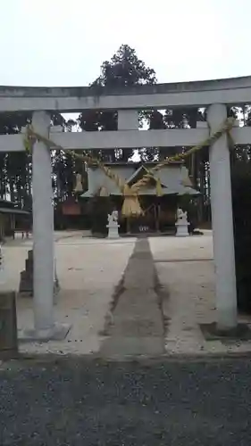 鹿嶋三嶋神社の鳥居