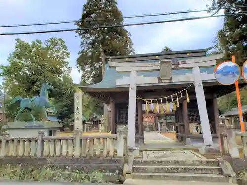 天津神社の鳥居