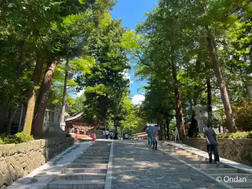 諏訪大社下社秋宮(長野県)